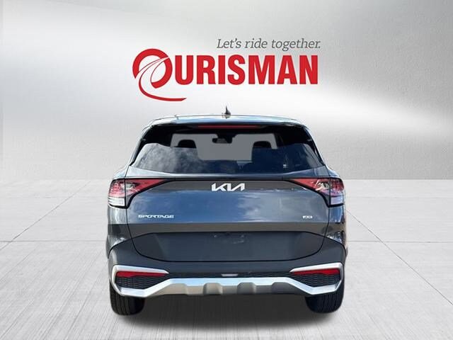 2023 Kia Sportage LX photo 3