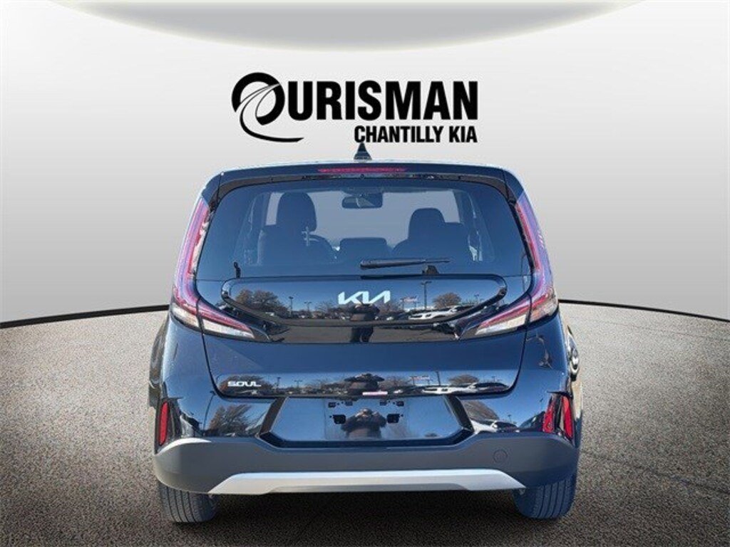 Used 2024 Kia Soul LX Hatchback