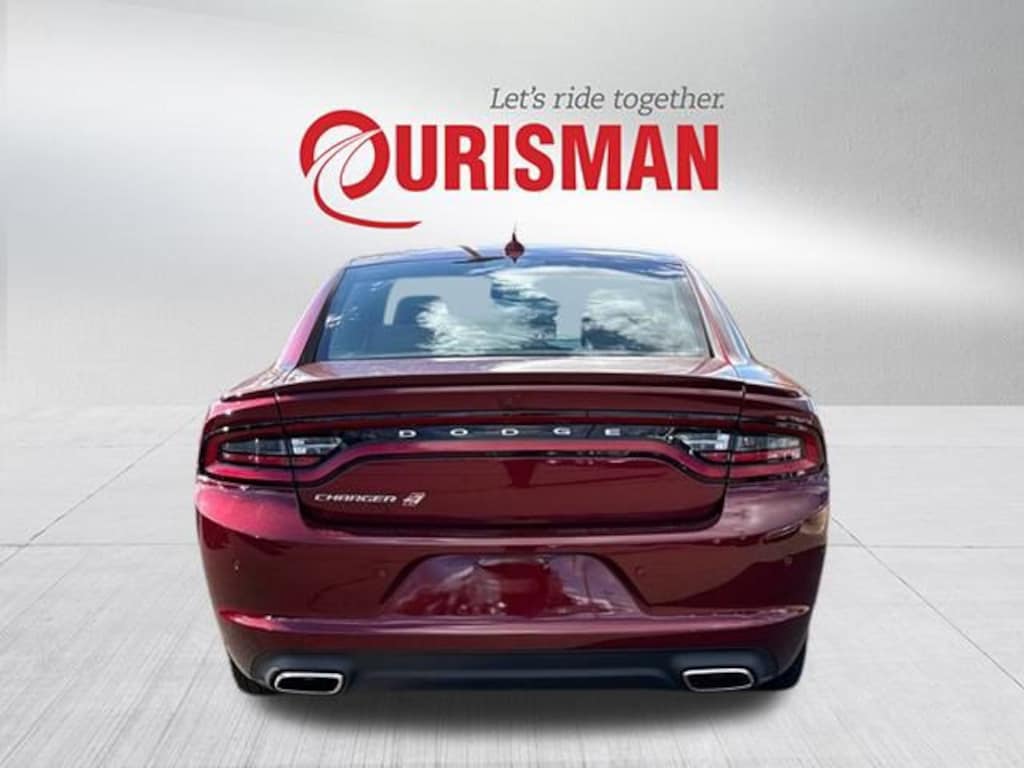 Used 2019 Dodge Charger SXT Sedan