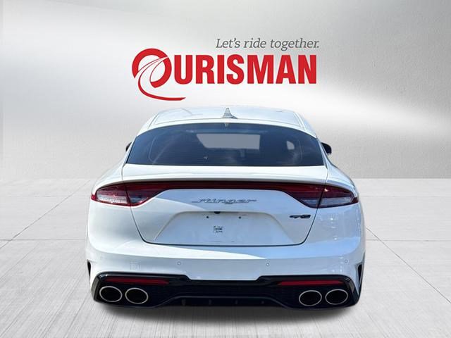 2022 Kia Stinger GT-Line photo 3