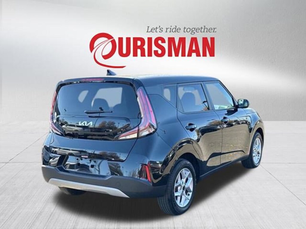 Used 2024 Kia Soul LX Hatchback