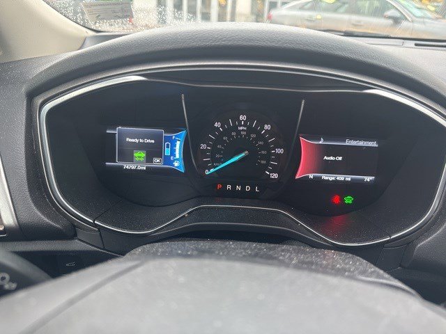2018 Ford Fusion Hybrid SE photo 3