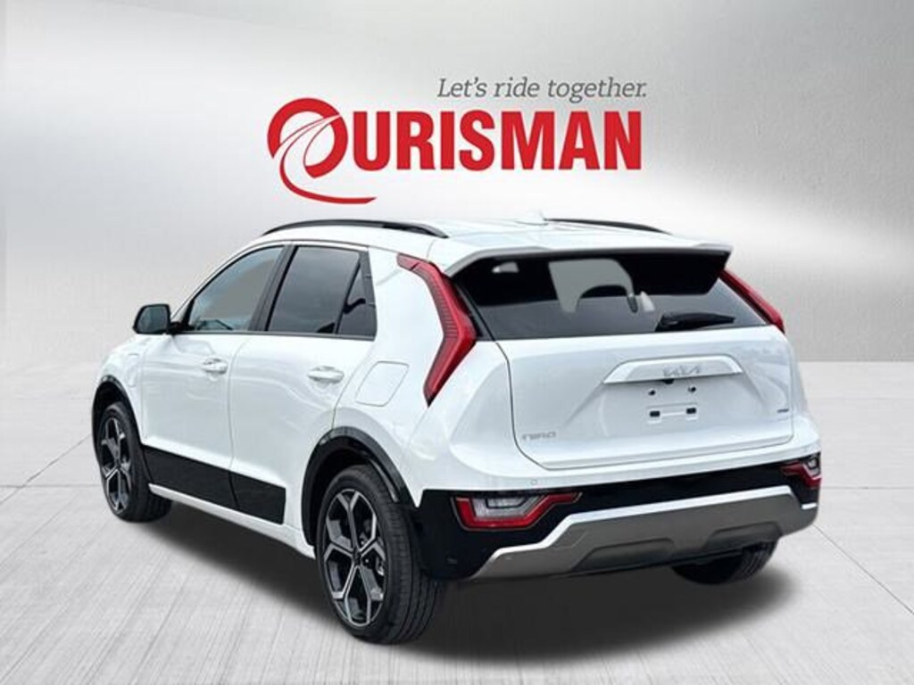 Used 2025 Kia Niro Plug-In Hybrid SX SUV