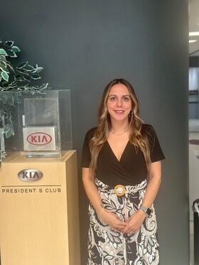Staff member Elisa Pena from ID_6d22ff43d2bc