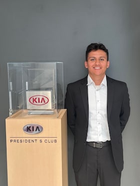 Staff member David Hernandez from ID_c62fc77266f6