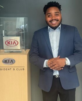 Staff member Devin Davis from ID_eef6ebe34903