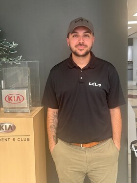 Staff member Victor Lage from ID_08869b538e80