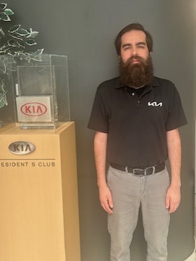 Staff member Nathen Jeffrey from ID_08869b538e80