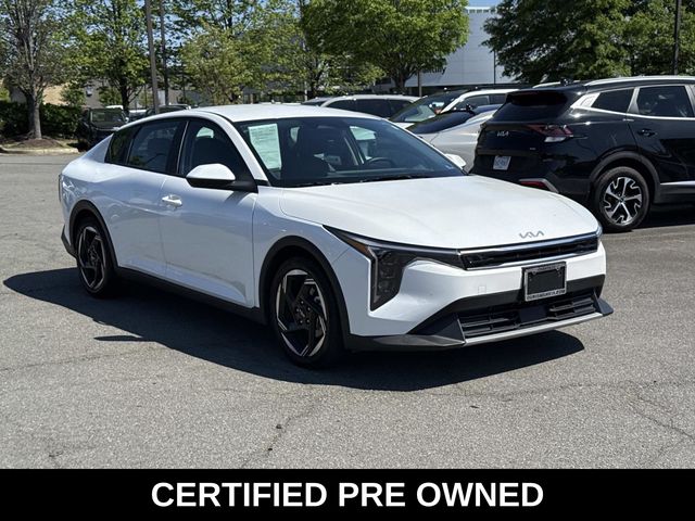 2025 Kia K4 EX AT's photo