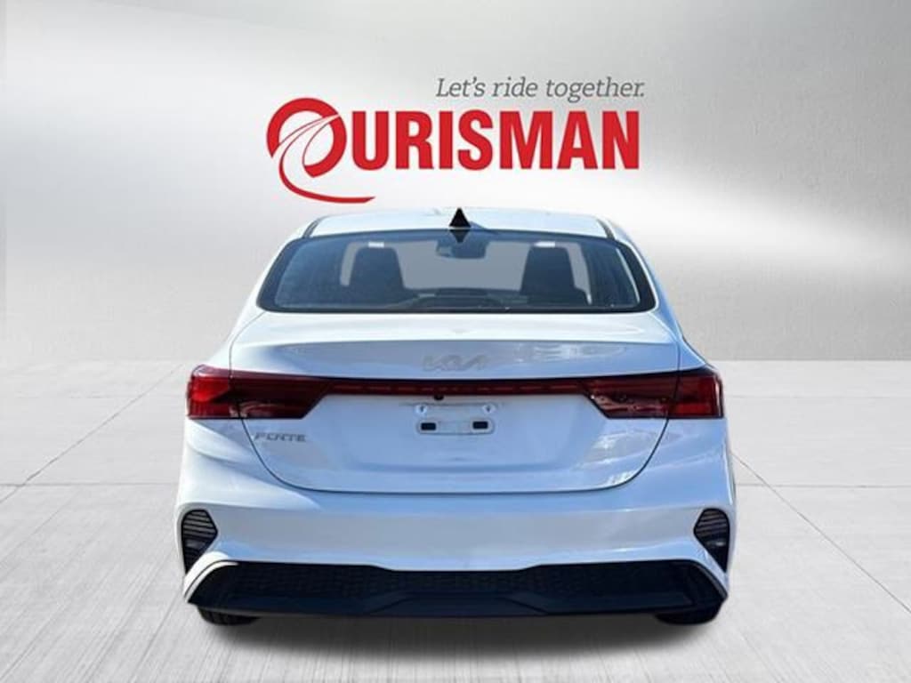 Used 2023 Kia Forte LXS Sedan