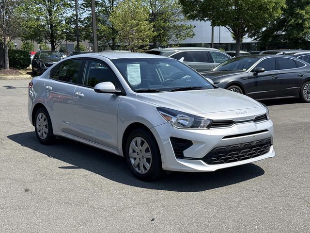 2023 Kia Rio LX iVT's photo