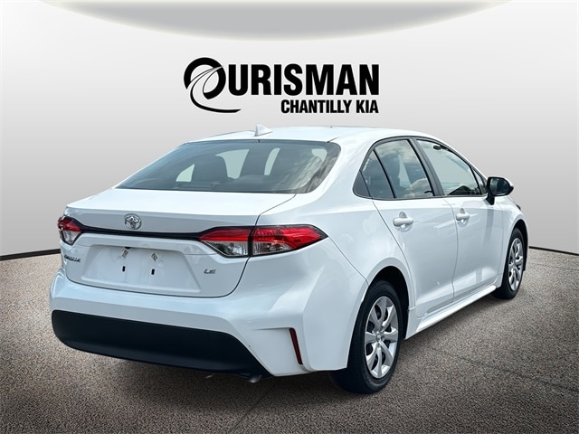 Used 2023 Toyota Corolla LE with VIN JTDB4MEE7PJ000820 for sale in Northfield, Minnesota