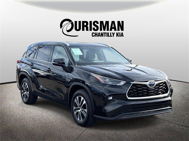 2022 Toyota Highlander Hybrid SUV 