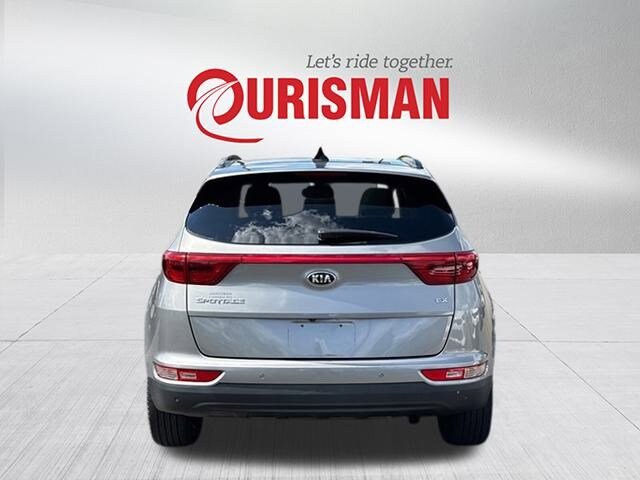 2019 Kia Sportage EX photo 3