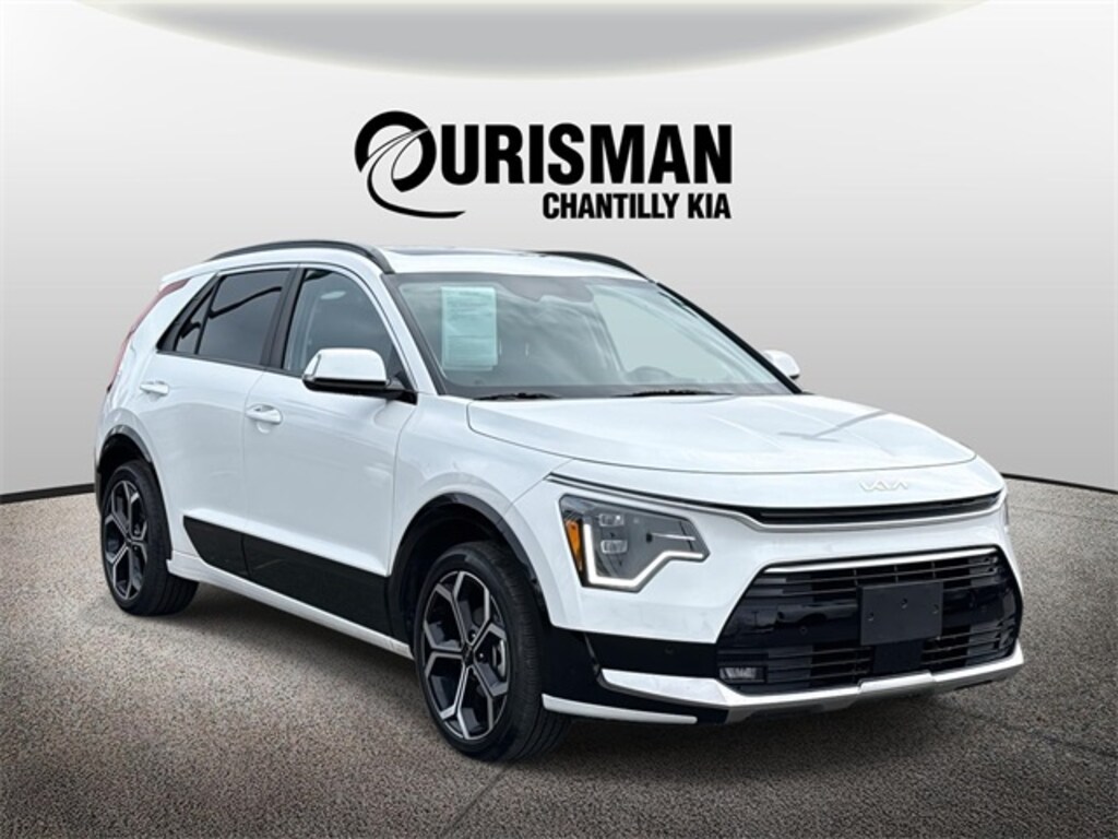 Used 2025 Kia Niro Plug-In Hybrid SX SUV