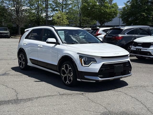 2023 Kia Niro EX Touring HEV's photo