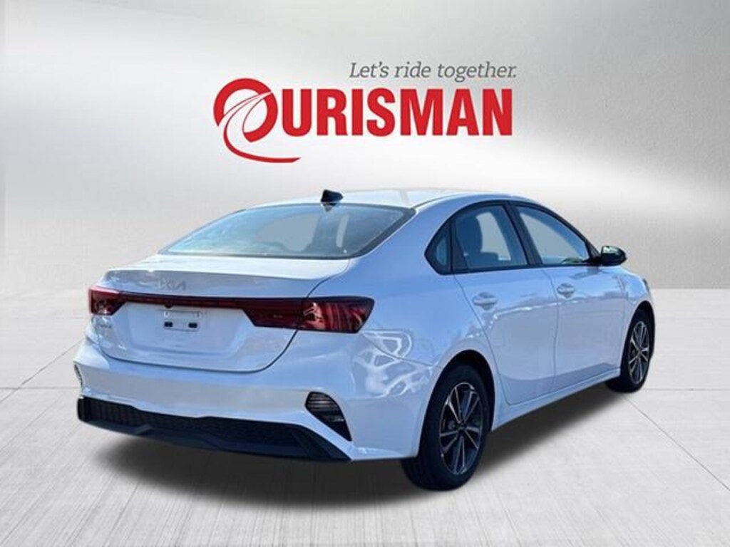 Used 2023 Kia Forte LXS Sedan