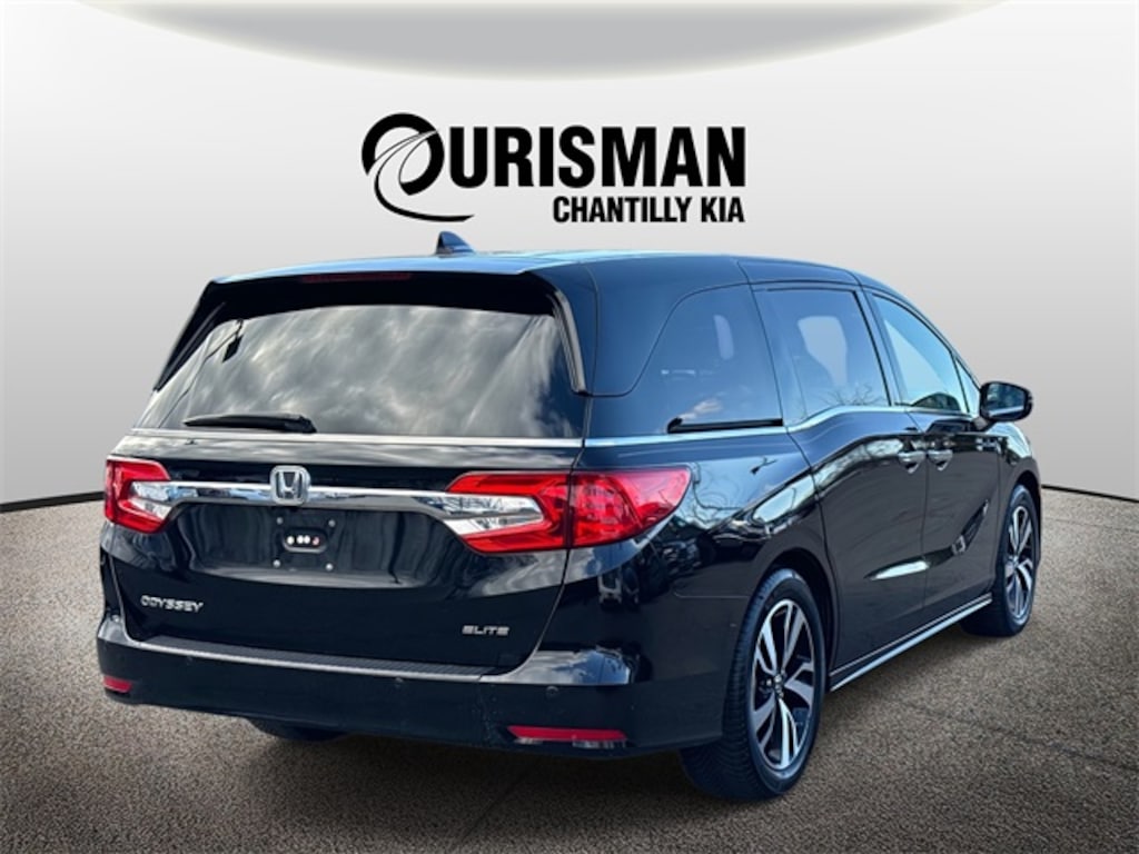 Used 2018 Honda Odyssey Elite Minivan/Van