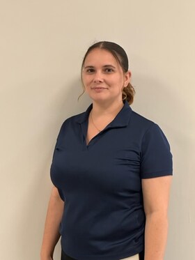 Staff member Emma Pizzola from ID_08869b538e80