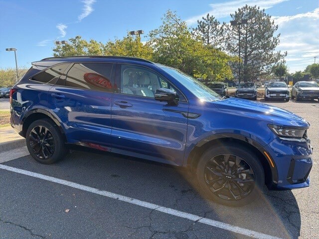 2023 Kia Sorento SX Prestige photo 2