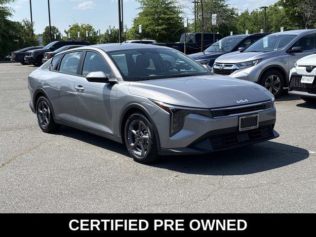 2025 Kia K4 LXS AT's photo