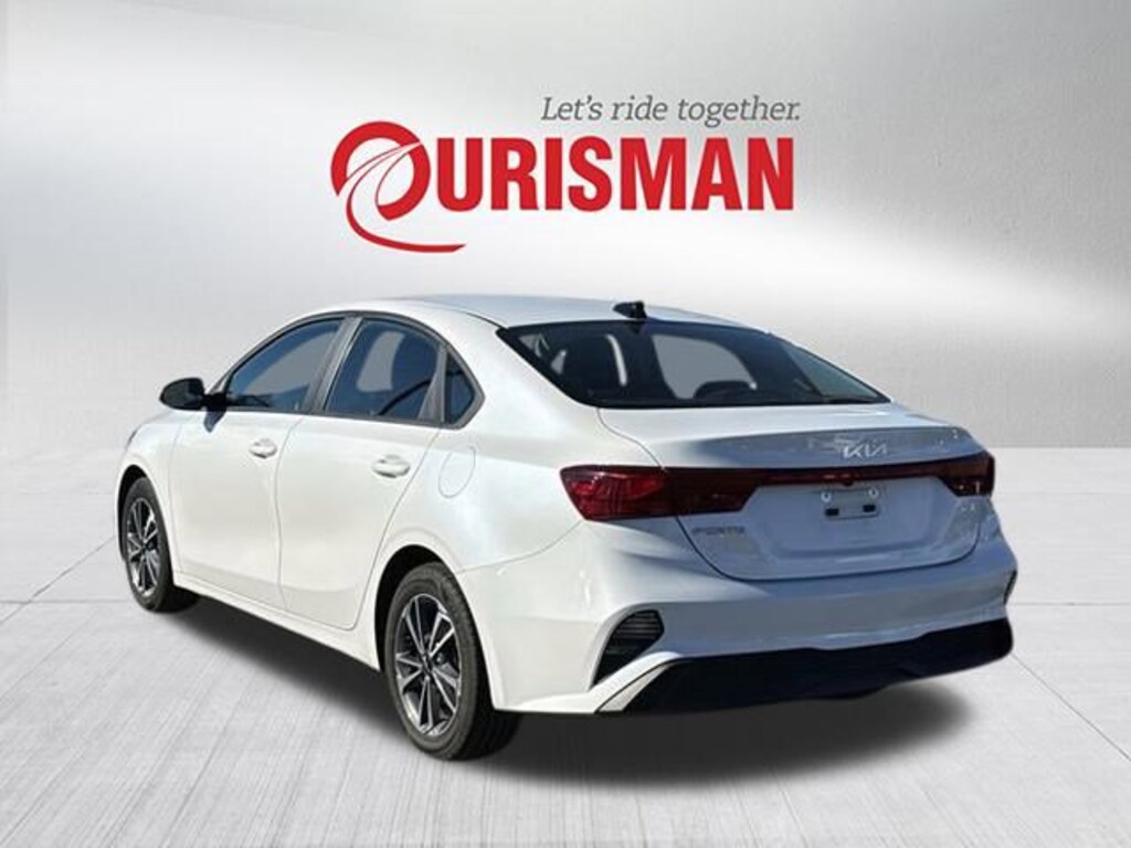 Used 2023 Kia Forte LXS Sedan