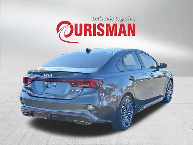 2022 Kia Forte GT photo 2