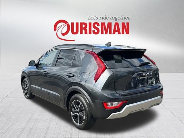 2023 Kia Niro EX photo 3