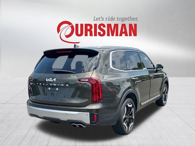 2023 Kia Telluride S photo 2