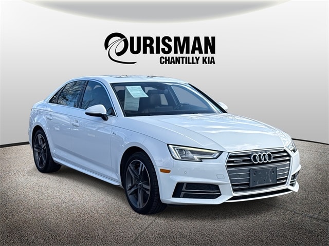 2017 Audi A4 Premium Plus's photo
