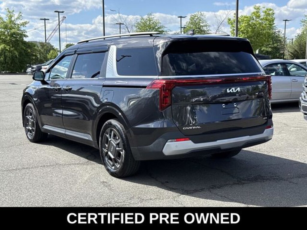 Used 2026 Kia Carnival Hybrid EX Minivan/Van