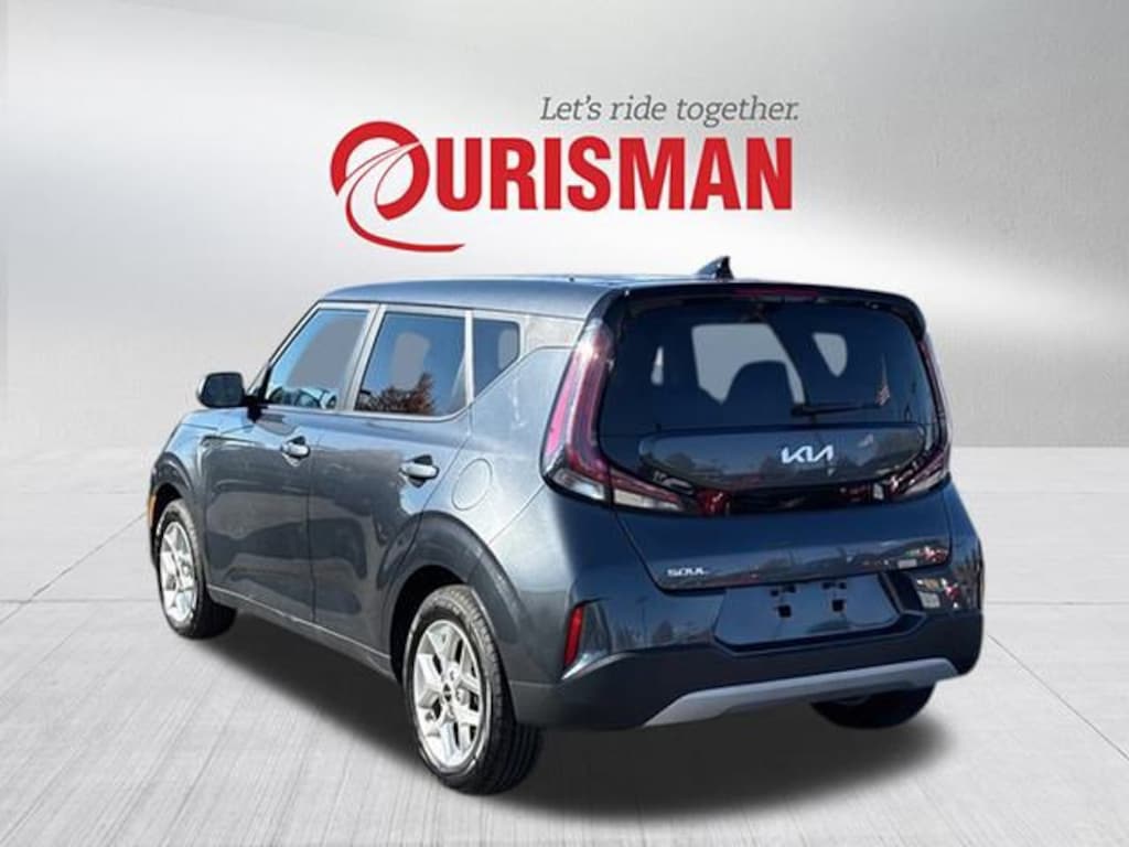 Used 2023 Kia Soul LX Hatchback