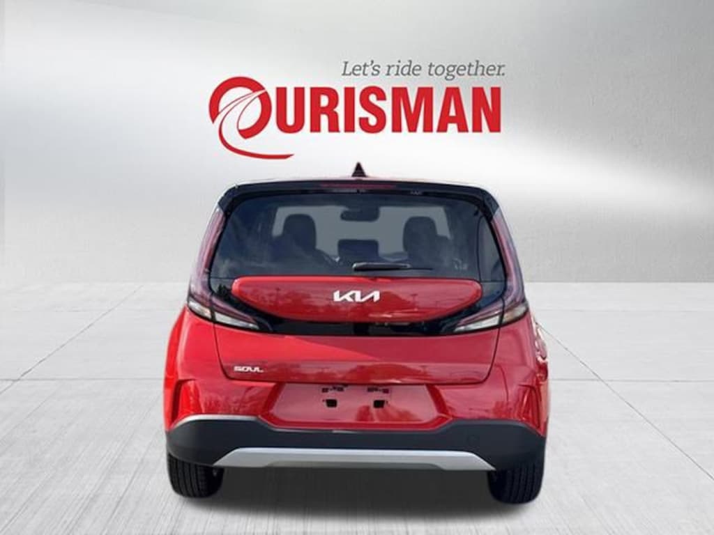 Used 2023 Kia Soul LX Hatchback