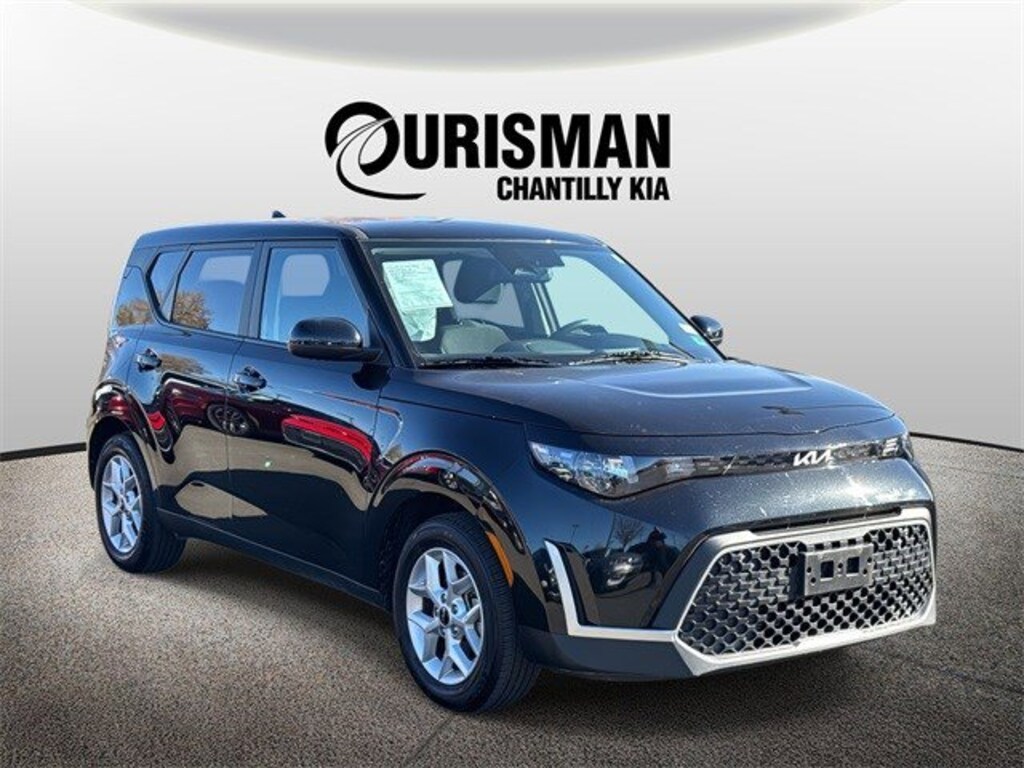 Used 2024 Kia Soul LX Hatchback