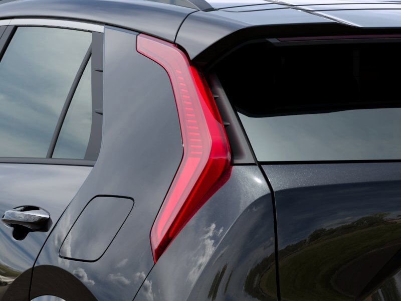 2025 Kia Niro SX - Photo 11