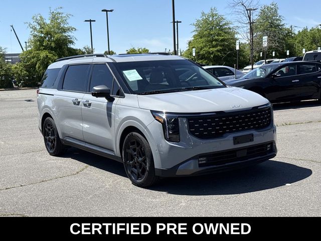 2025 Kia Sedona SX's photo
