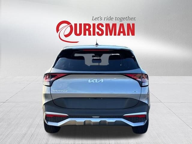 2023 Kia Sportage Hybrid LX photo 2