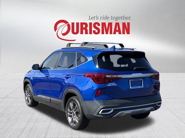 2022 Kia Seltos S photo 3