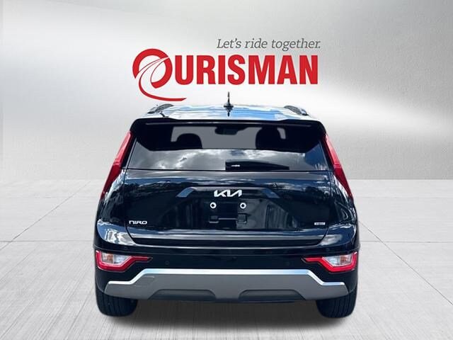 2024 Kia Niro EX Touring photo 3