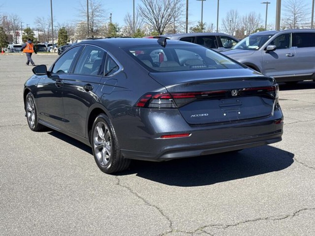 Used 2024 Honda Accord EX Sedan