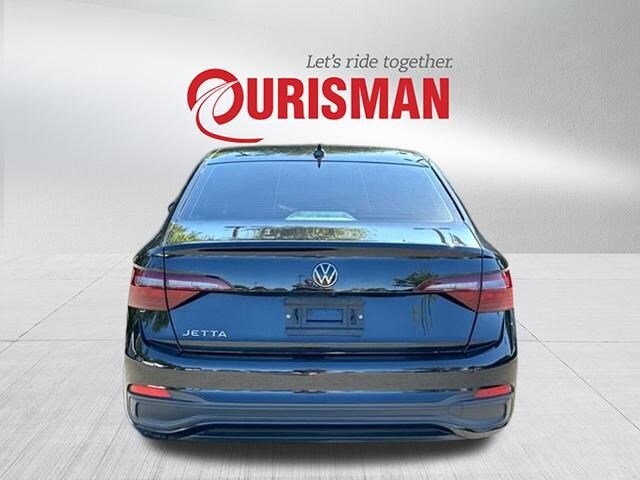 2024 Volkswagen Jetta 1.5T Sport photo 3