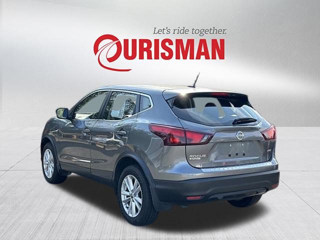2019 Nissan Rogue Sport S photo 4