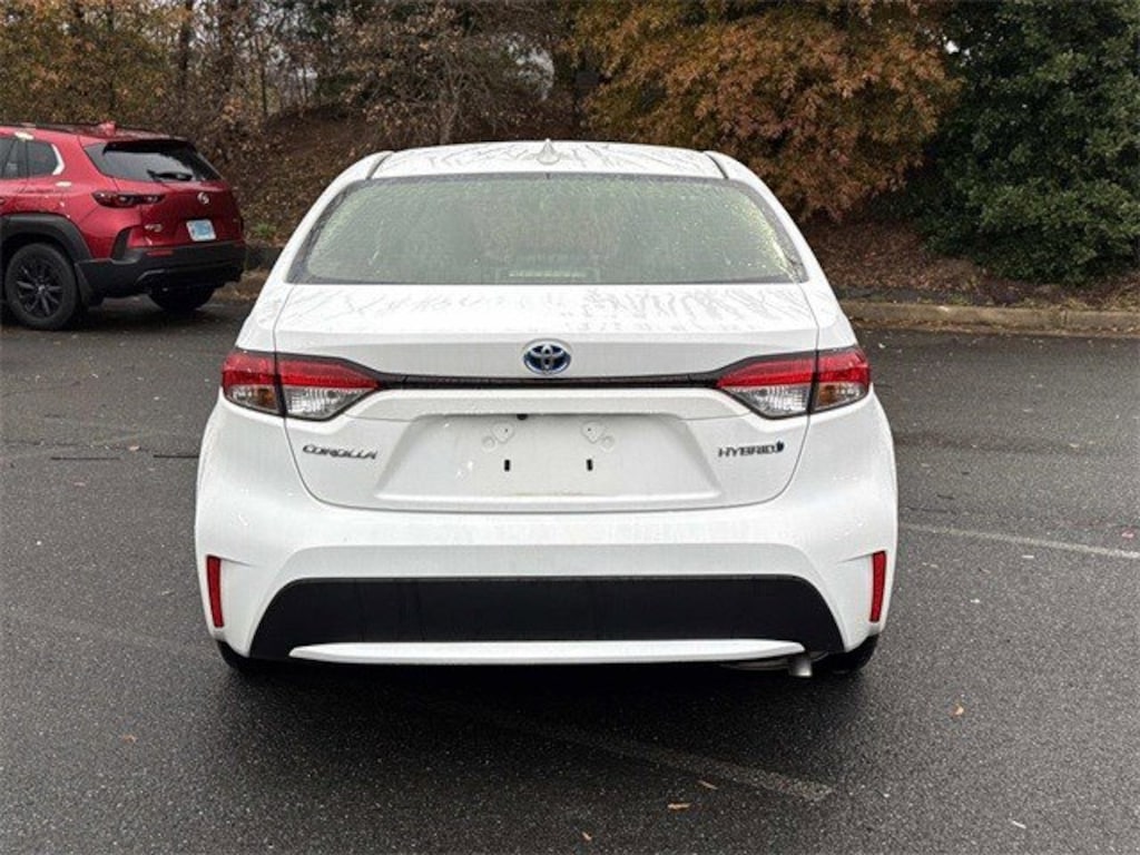 Used 2022 Toyota Corolla Hybrid LE Sedan