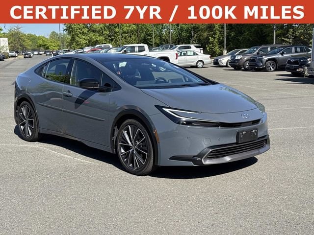 2024 Toyota Prius Hatchback 