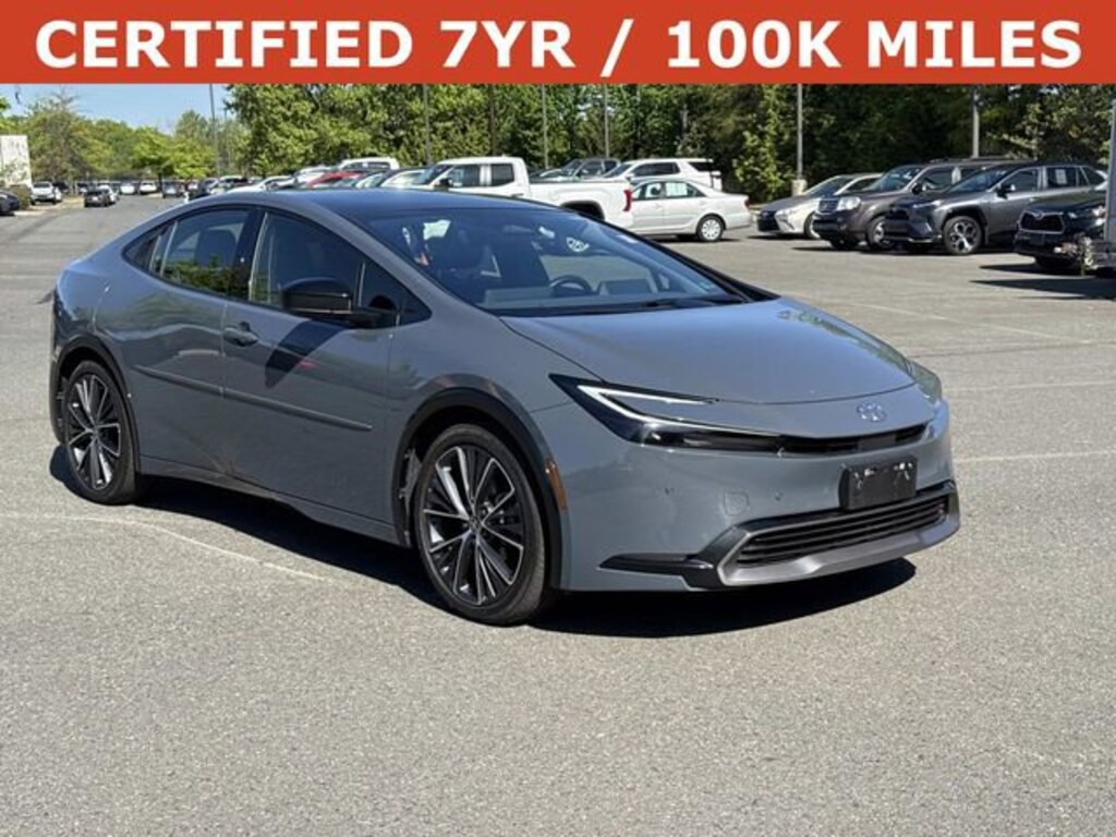 Used 2024 Toyota Prius XLE Hatchback
