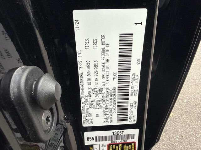 2025 Toyota Tundra SR5 - Photo 29