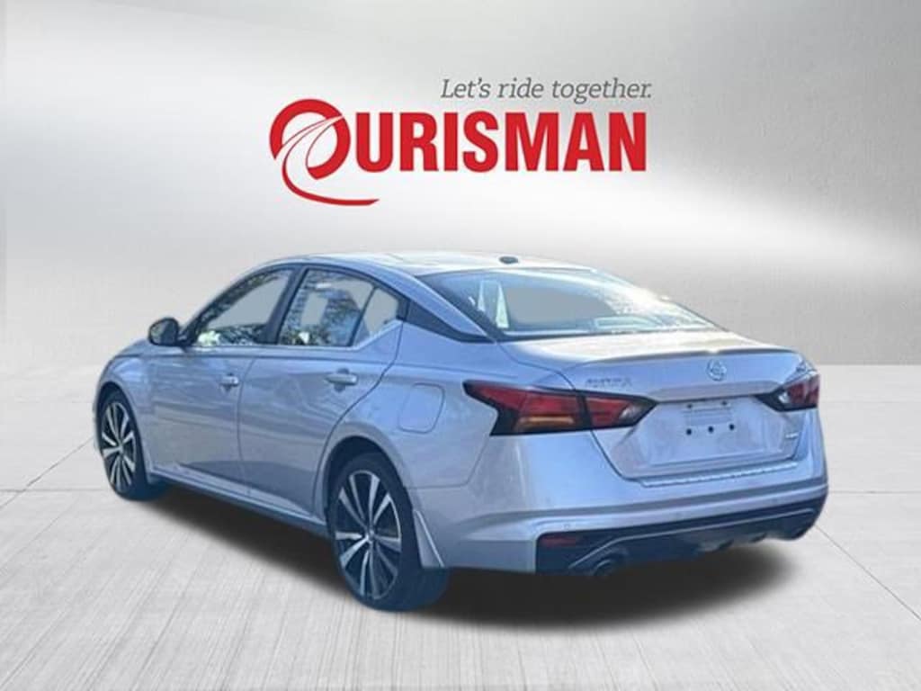 Used 2020 Nissan Altima 2.5 SR Sedan