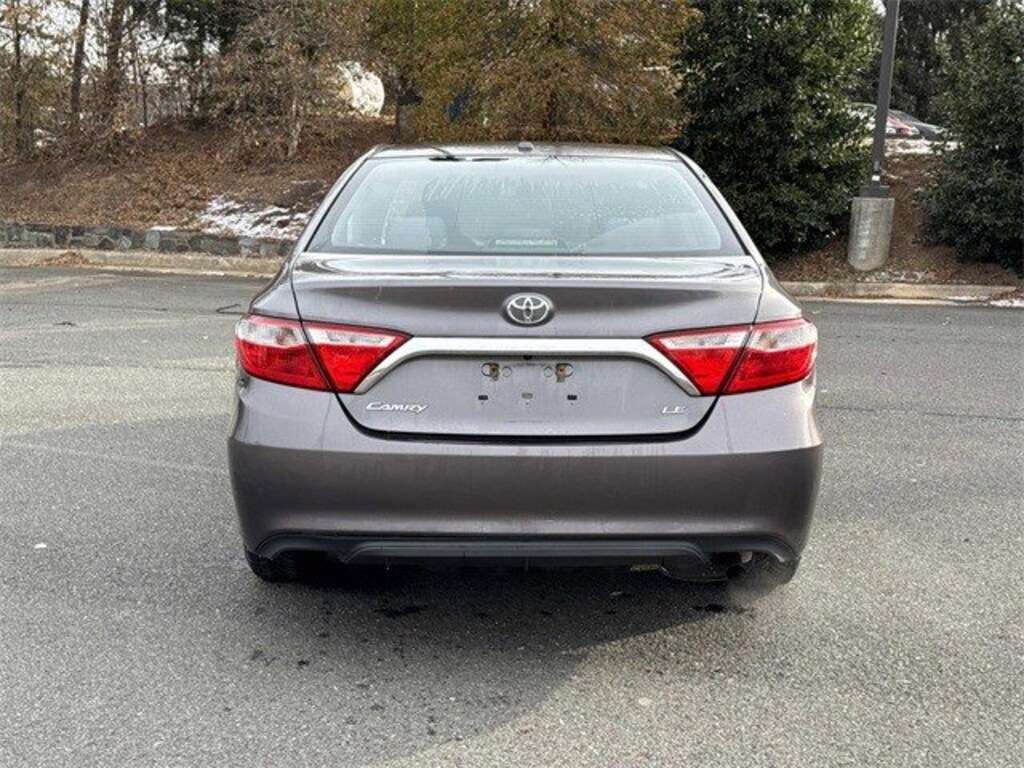 Used 2015 Toyota Camry LE Sedan