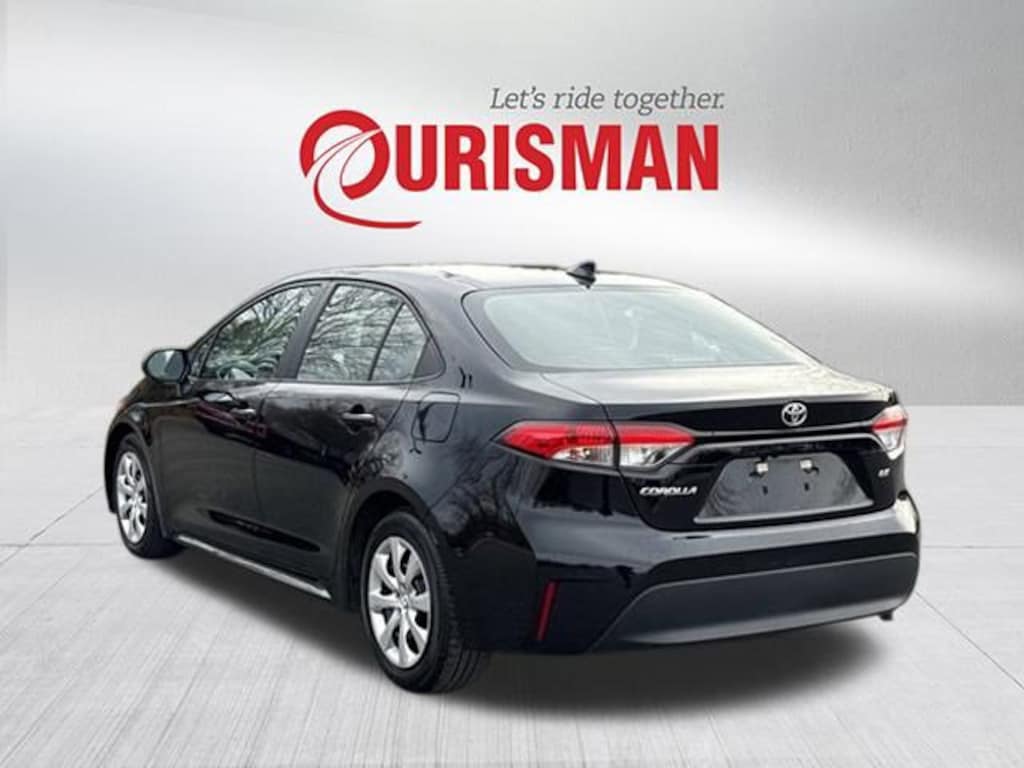 Used 2024 Toyota Corolla LE Sedan