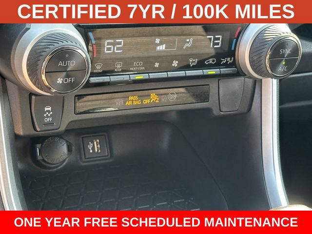 2024 Toyota RAV4 SE - Photo 22